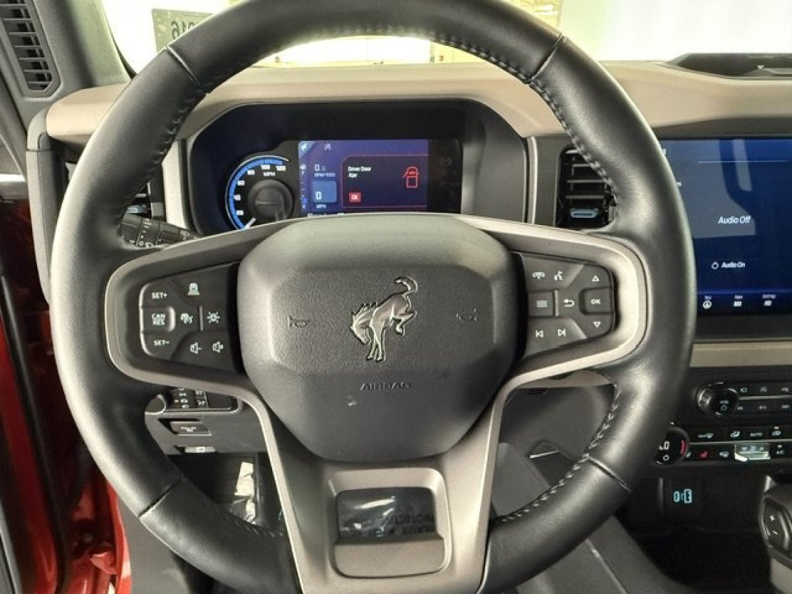 Certified 2024 Ford Bronco Wildtrak AWD/4WD image 15
