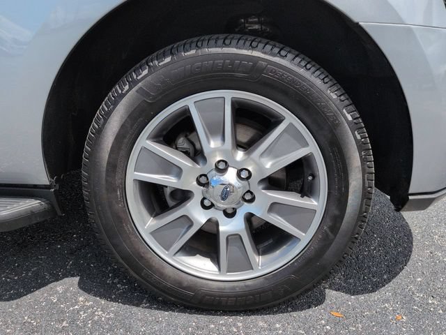 Certified 2020 Ford Expedition XLT w/ Equipment Group 201A AWD/4WD image 11