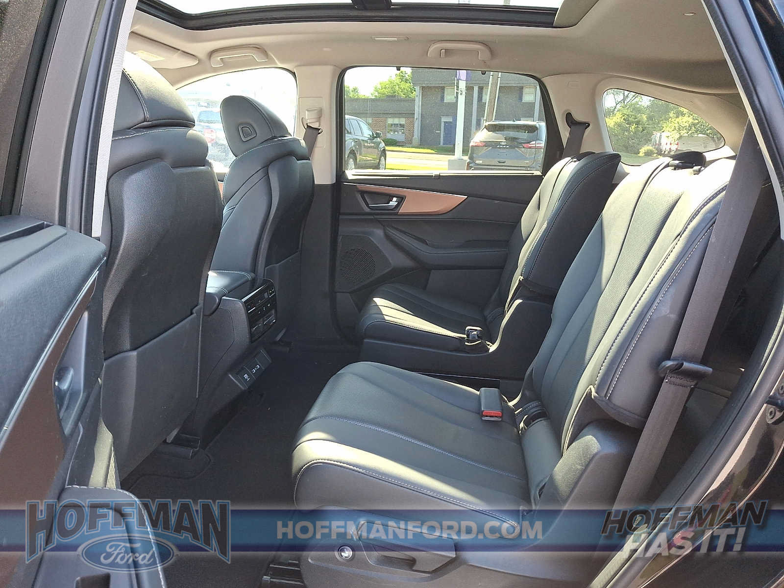 Used 2022 Acura MDX w/ Technology Package AWD/4WD image 10