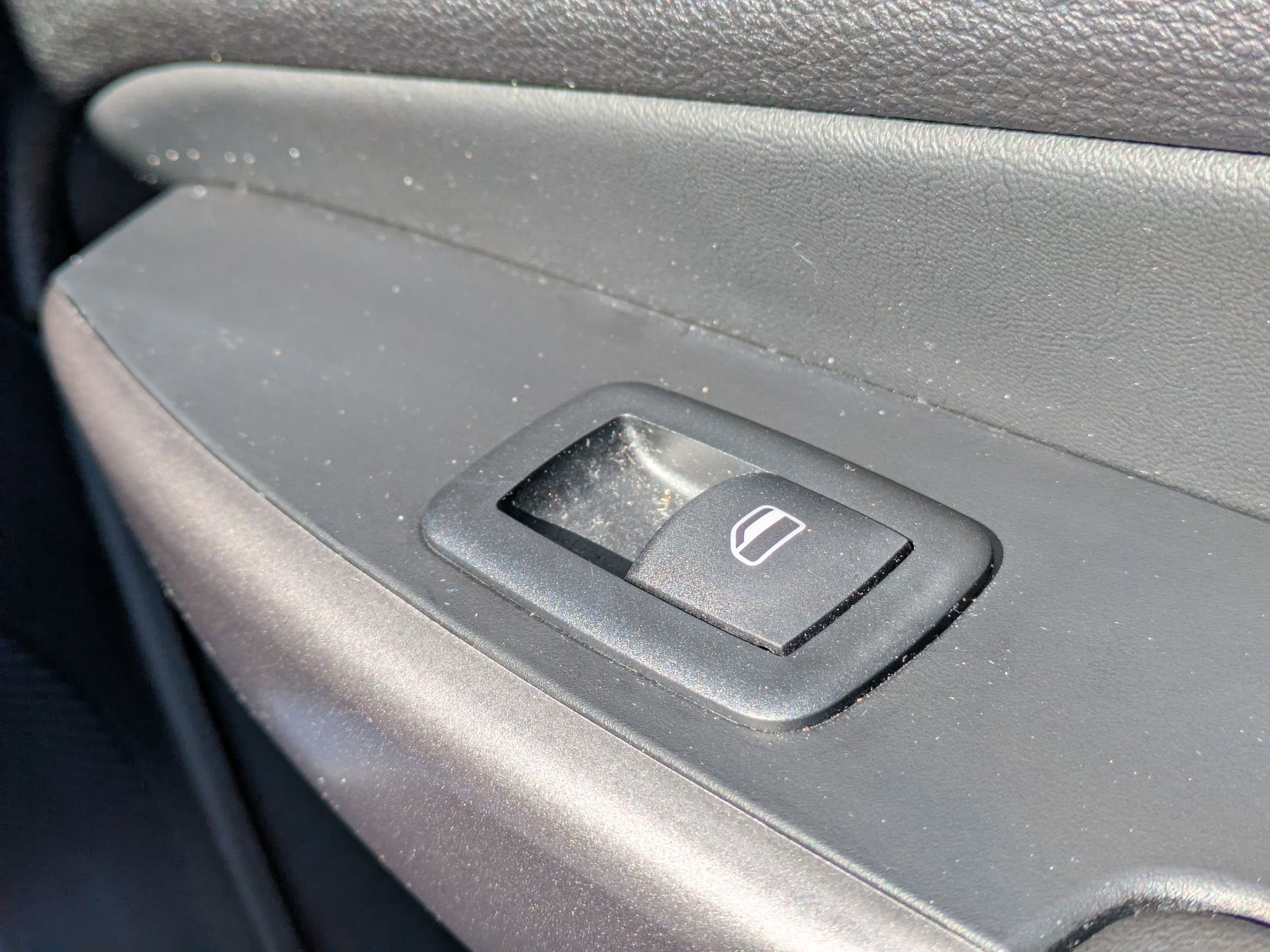 Used 2021 Jeep Cherokee Latitude Lux w/ Trailer Tow Group image 33