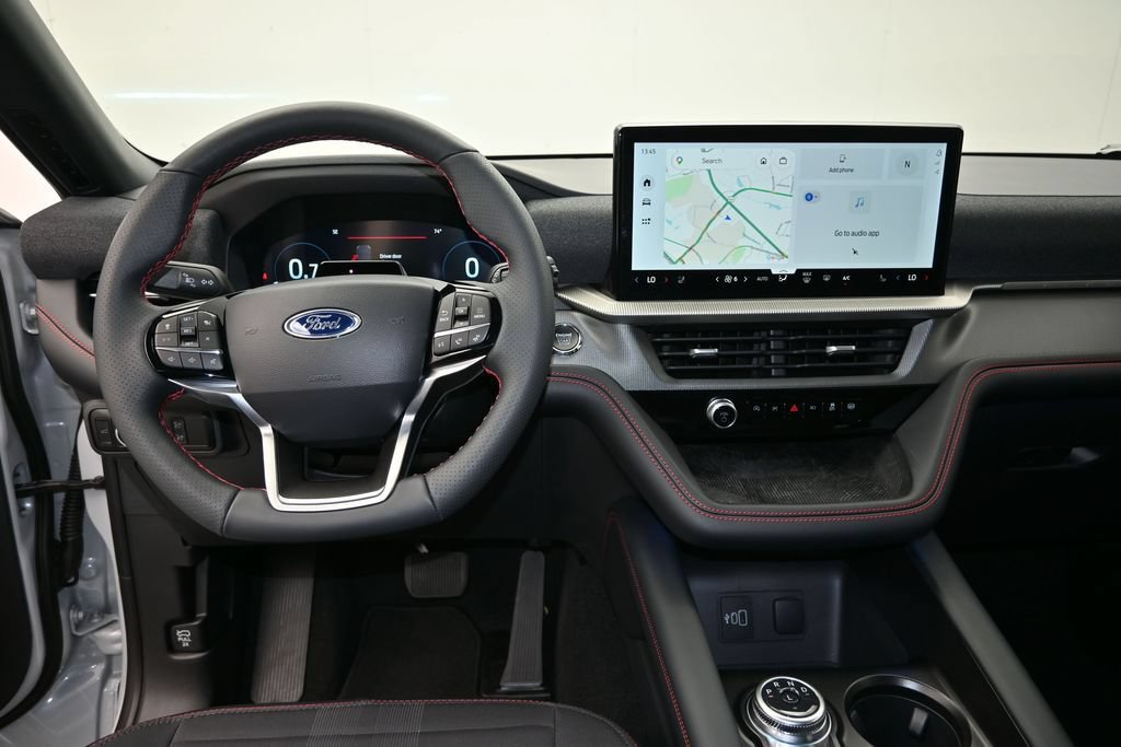 Certified 2026 Ford Explorer ST-Line w/ ST-Line Street Pack RWD image 16