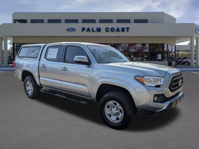 Used 2022 Toyota Tacoma SR5 RWD image 2