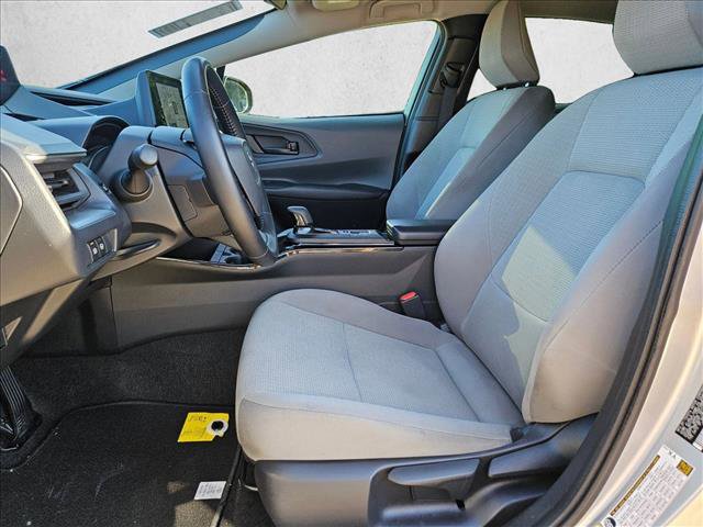 Used 2024 Toyota Prius LE FWD image 15