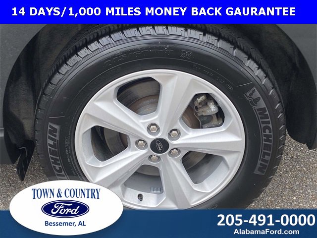 Certified 2024 Ford Edge SE image 9