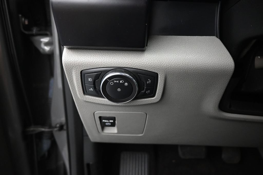 Certified 2018 Ford F150 XL w/ Equipment Group 101A Mid RWD image 17