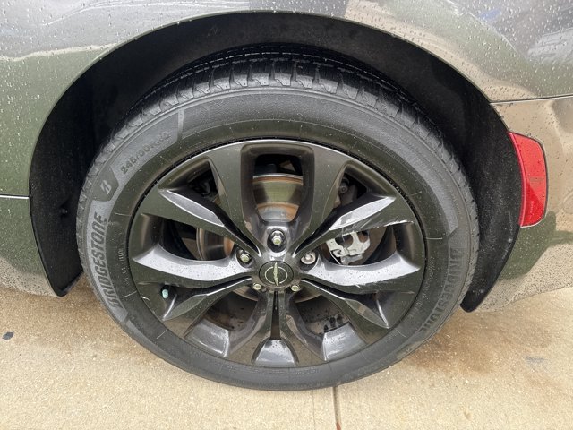 Used 2020 Chrysler Pacifica Touring-L Plus FWD image 11