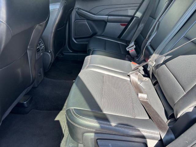Certified 2025 Ford Escape Platinum AWD/4WD image 30