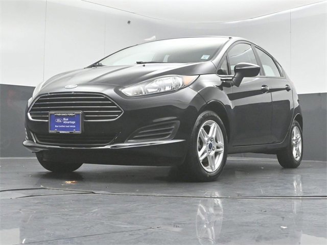 Certified 2017 Ford Fiesta SE image 2