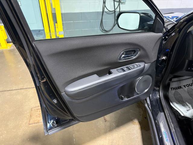 Used 2018 Honda HR-V EX image 21