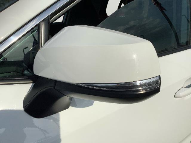 Used 2025 Toyota RAV4 XLE AWD/4WD image 10