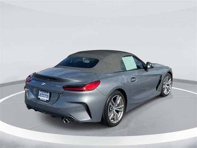 Used 2024 BMW Z4 sDrive30i w/ Convenience Package image 3