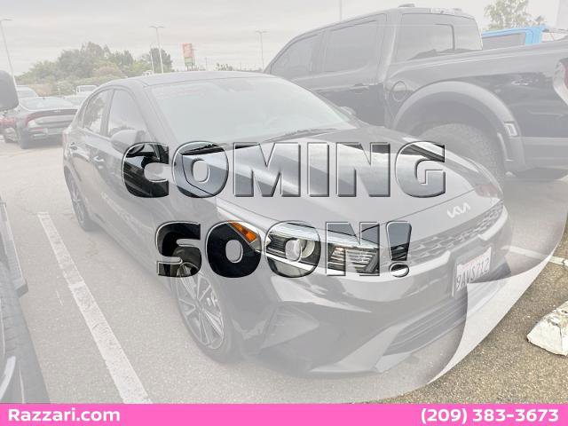 Used 2022 Kia Forte LXS w/ LXS Technology Package FWD image 1