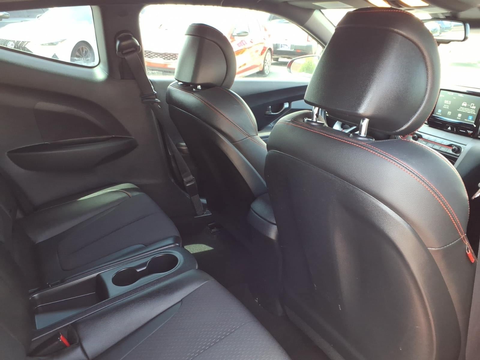 Used 2019 Hyundai Veloster Turbo FWD image 13