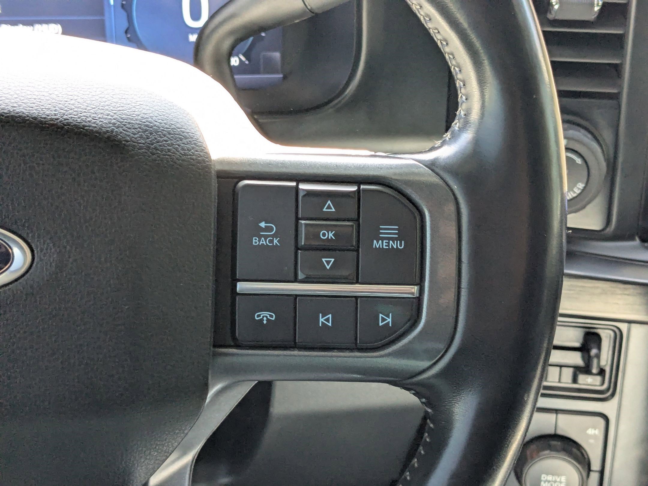 Certified 2023 Ford F350 Lariat w/ Lariat Ultimate Package AWD/4WD image 22