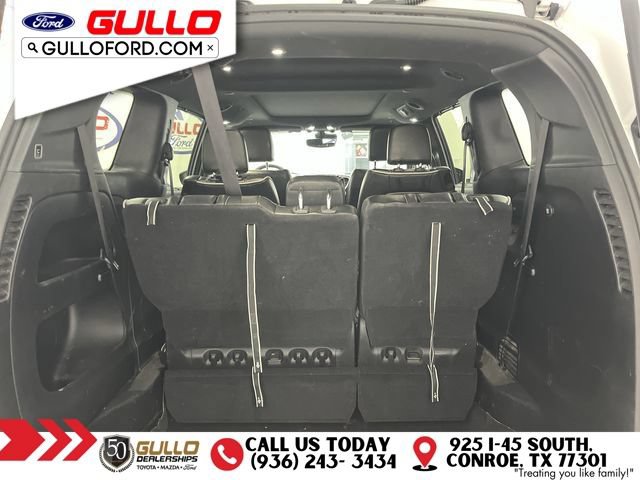 Used 2024 Chrysler Pacifica Limited w/ S Appearance Package FWD image 11