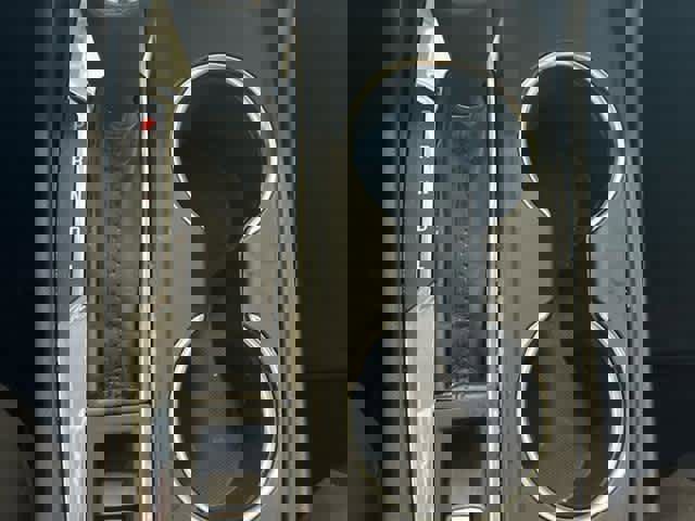 Used 2020 Chevrolet Equinox Premier image 29