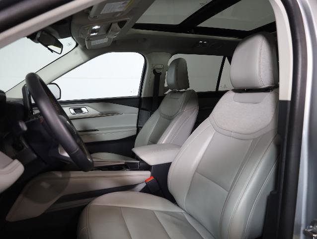 Certified 2025 Ford Explorer Active w/ Active Comfort Package image 11
