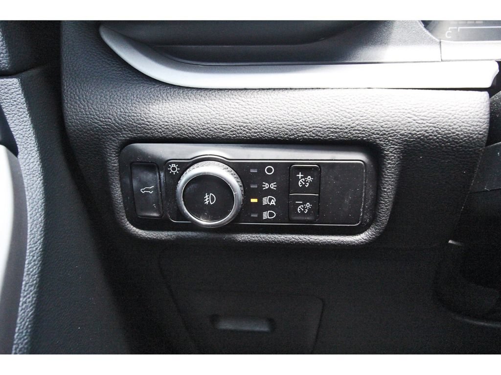 Certified 2023 Ford Explorer XLT w/ Equipment Group 202A RWD image 19