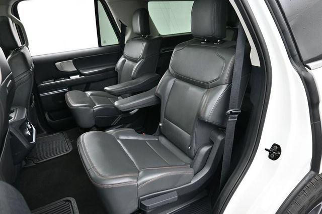 Certified 2025 Ford Expedition Active AWD/4WD image 28