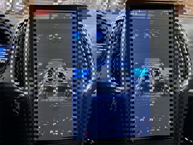 Certified 2024 Ford Edge SEL w/ Convenience Package image 10