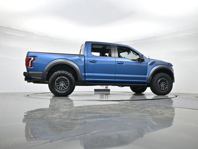 Certified 2019 Ford F150 Raptor w/ Equipment Group 802A Luxury image 31