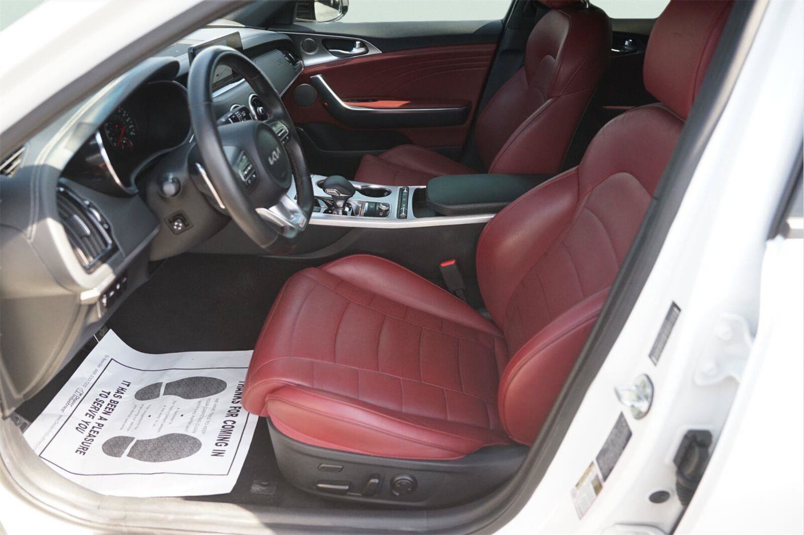 Used 2022 Kia Stinger GT2 w/ Red Interior Color Package RWD image 9
