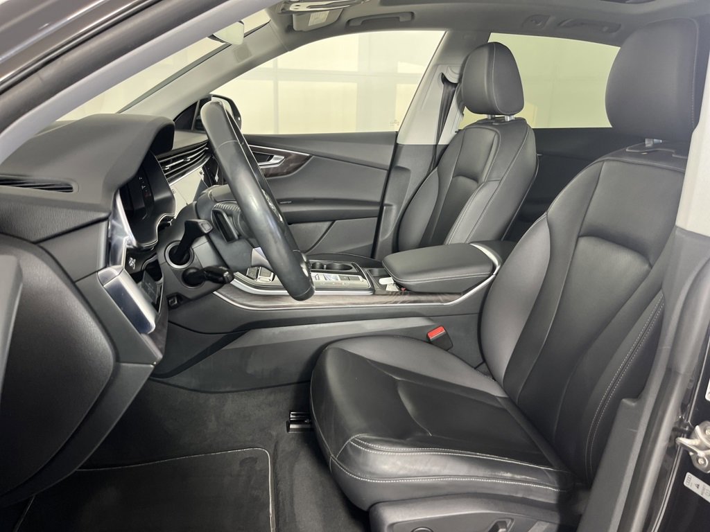 Used 2019 Audi Q8 Premium Plus image 11