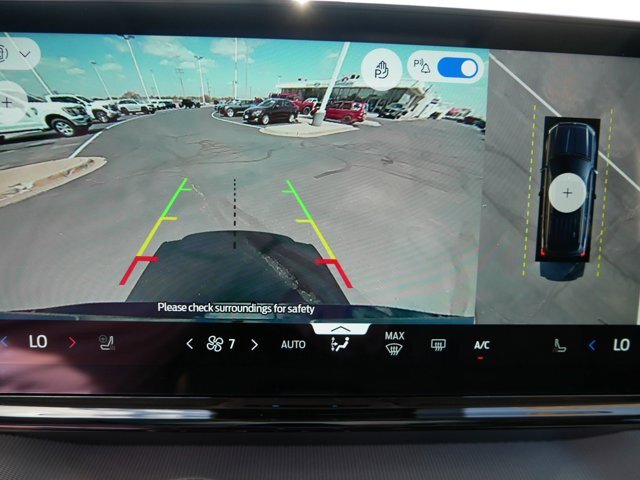 Certified 2025 Ford Expedition Active AWD/4WD image 25