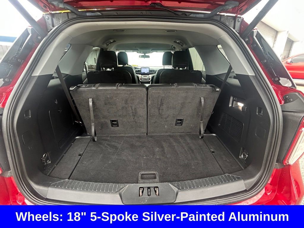 Certified 2022 Ford Explorer XLT w/ Equipment Group 202A image 33