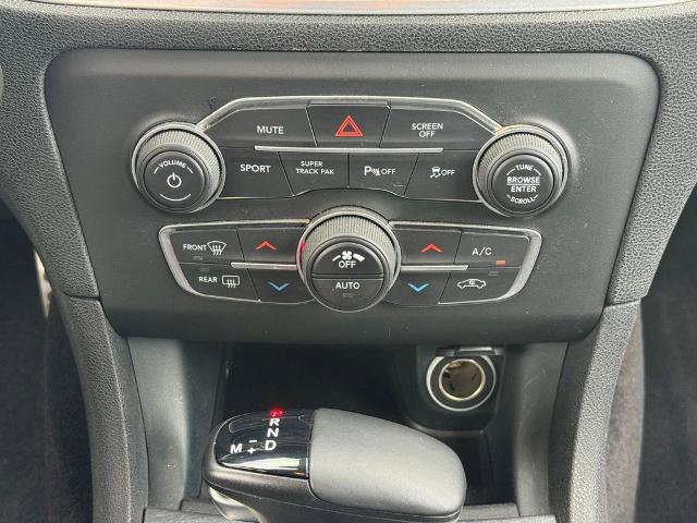 Used 2018 Dodge Charger R/T RWD image 17