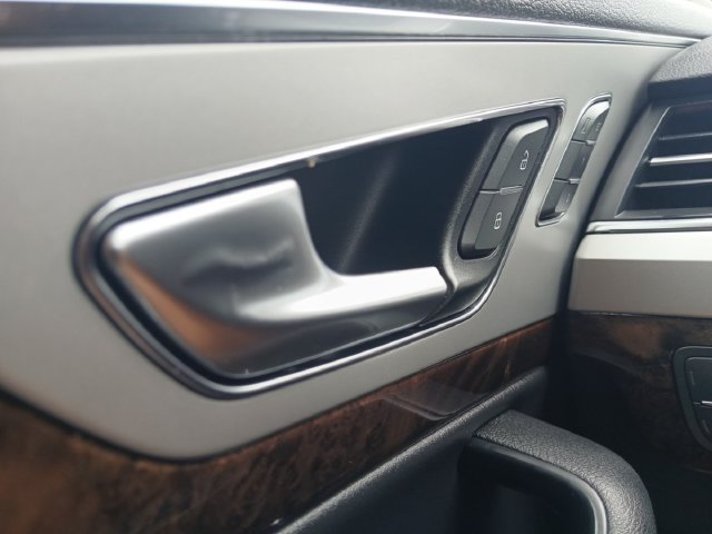 Used 2018 Audi Q7 2.0T Premium Plus w/ Premium Plus Package AWD/4WD image 26