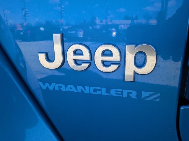 Used 2024 Jeep Wrangler Unlimited Sahara AWD/4WD image 30