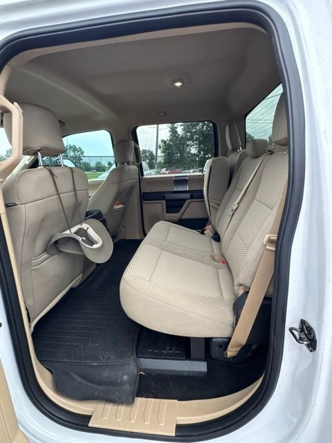 Certified 2017 Ford F250 XLT w/ XLT Premium Package AWD/4WD image 17