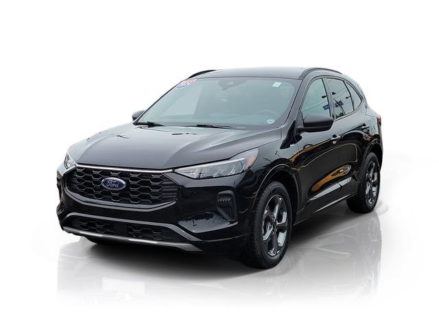 Certified 2024 Ford Escape ST-Line w/ Tech Pack #1 AWD/4WD image 3