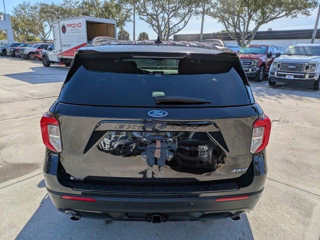 Certified 2023 Ford Explorer ST-Line w/ Class IV Trailer Tow Package image 3