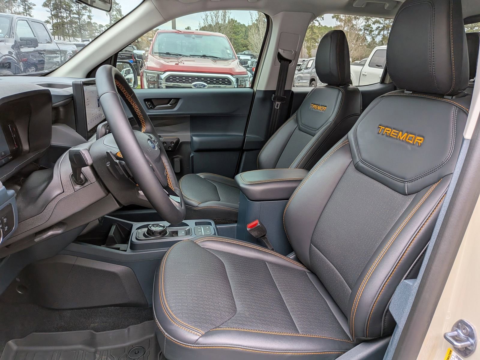 Certified 2025 Ford Maverick Tremor image 11