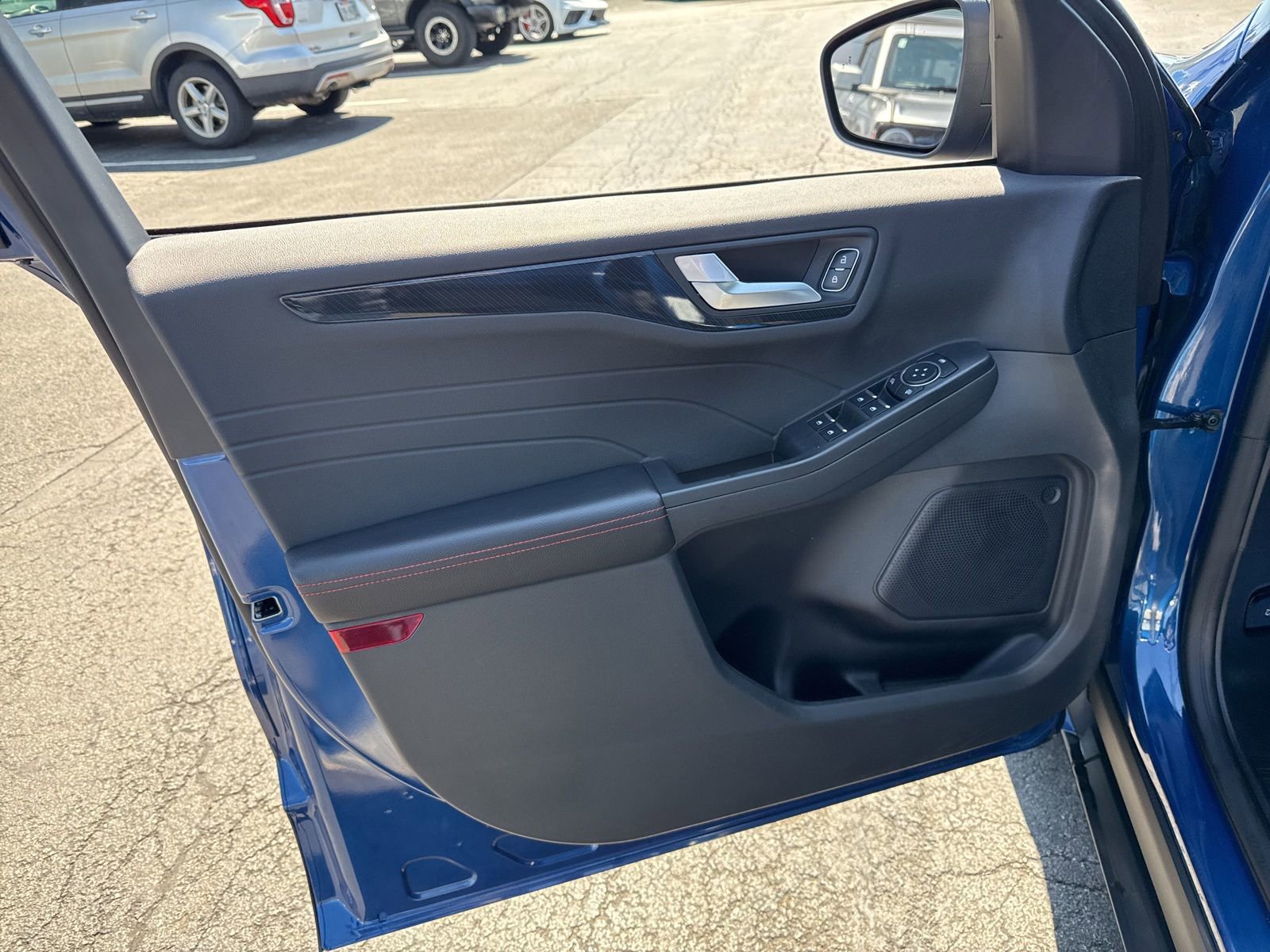 Certified 2023 Ford Escape ST-Line w/ Tech Pack #1 FWD image 18