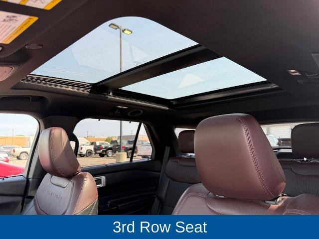 Certified 2022 Ford Explorer Platinum w/ Equipment Group 601A AWD/4WD image 6