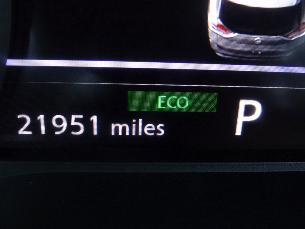 Used 2023 Nissan Rogue SV image 38