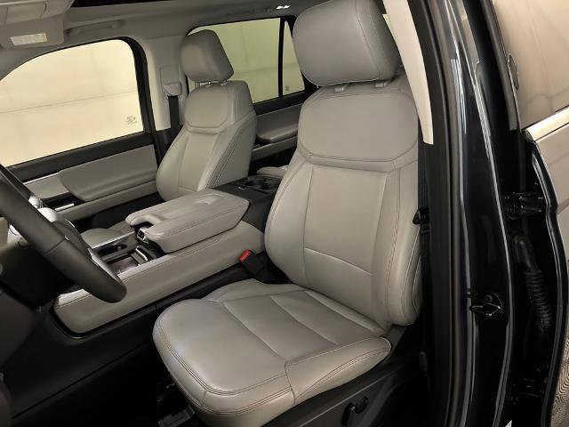 Certified 2025 Ford Expedition Max Active image 14