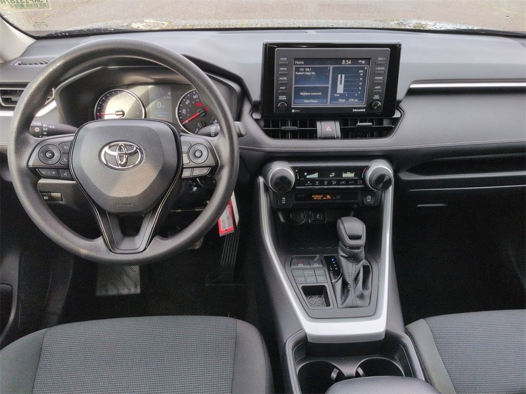 Used 2021 Toyota RAV4 LE image 22