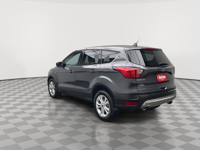 Certified 2019 Ford Escape SE image 4