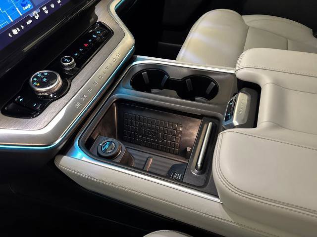 Certified 2025 Ford Expedition Max Platinum AWD/4WD image 32