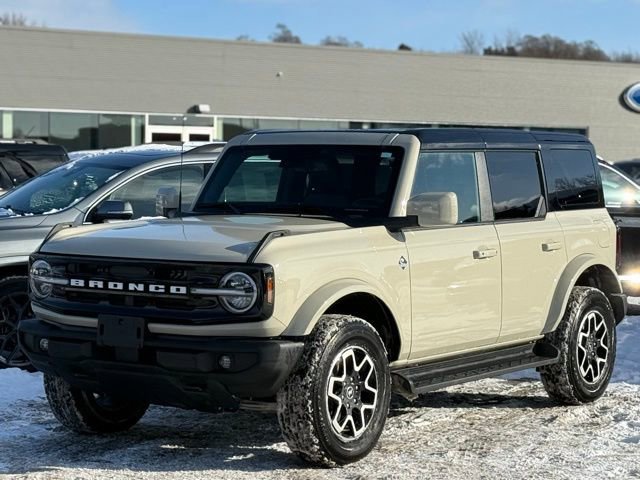 Certified 2025 Ford Bronco Outer Banks image 3