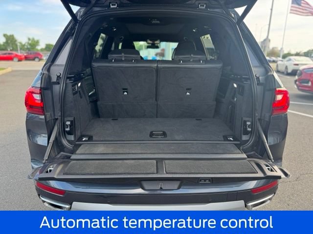 Used 2021 BMW X7 xDrive40i AWD/4WD image 27