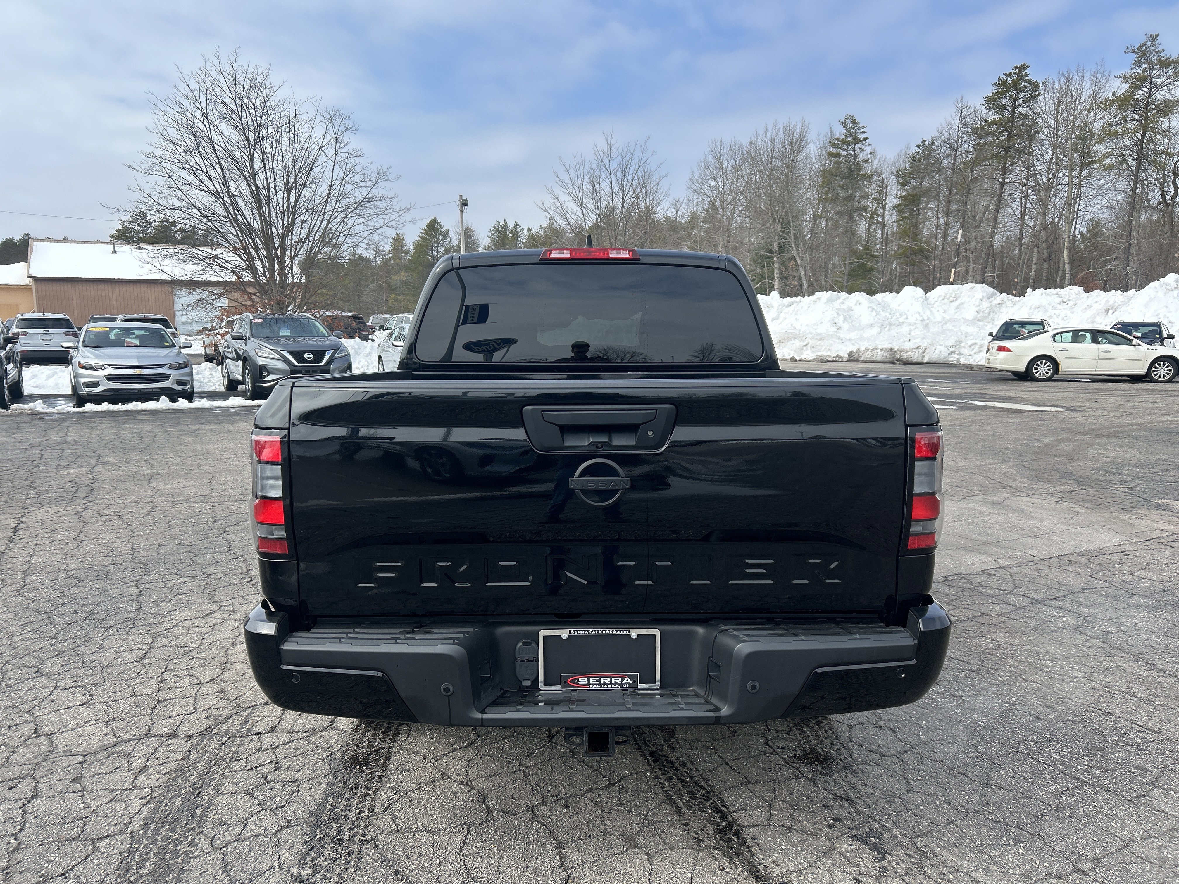 Used 2023 Nissan Frontier SV w/ Midnight Edition Package image 4