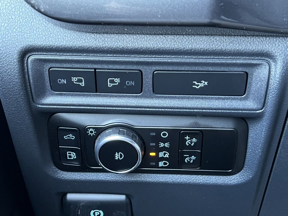 Certified 2023 Ford F150 XLT w/ Equipment Group 302A High image 26