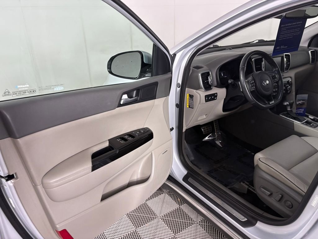 Used 2018 Kia Sportage SX image 12