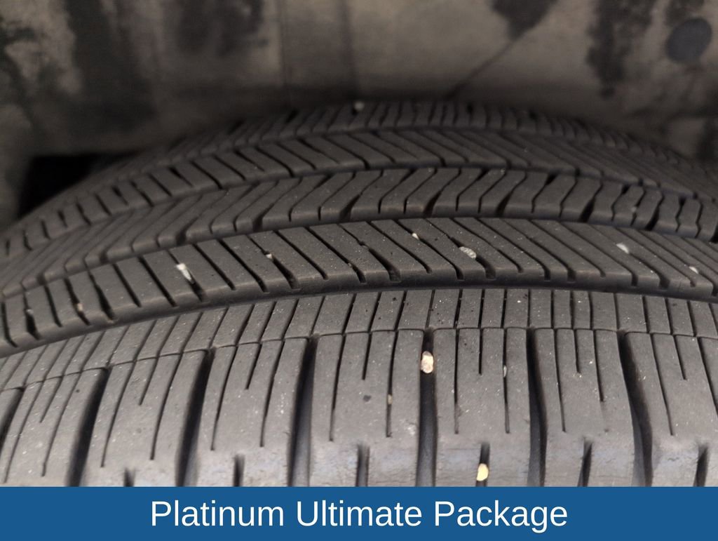 Certified 2025 Ford Expedition Platinum w/ Platinum Ultimate Package AWD/4WD image 20