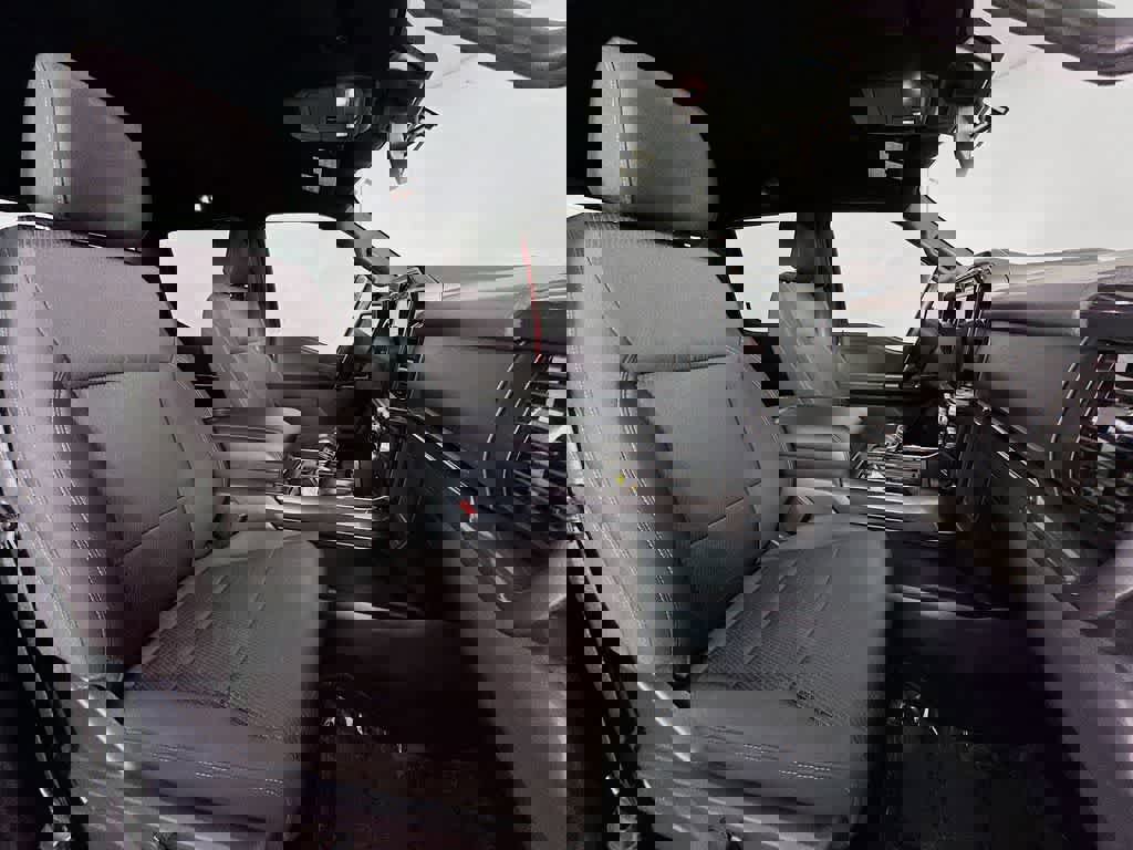 Certified 2022 Ford F150 XLT w/ Equipment Group 302A High image 15